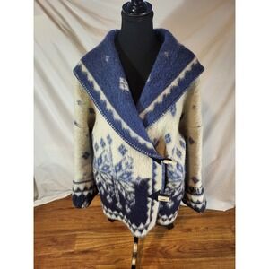 Aventura Size Small/M 100% Wool Fair Isle Cardigan Sweater Read